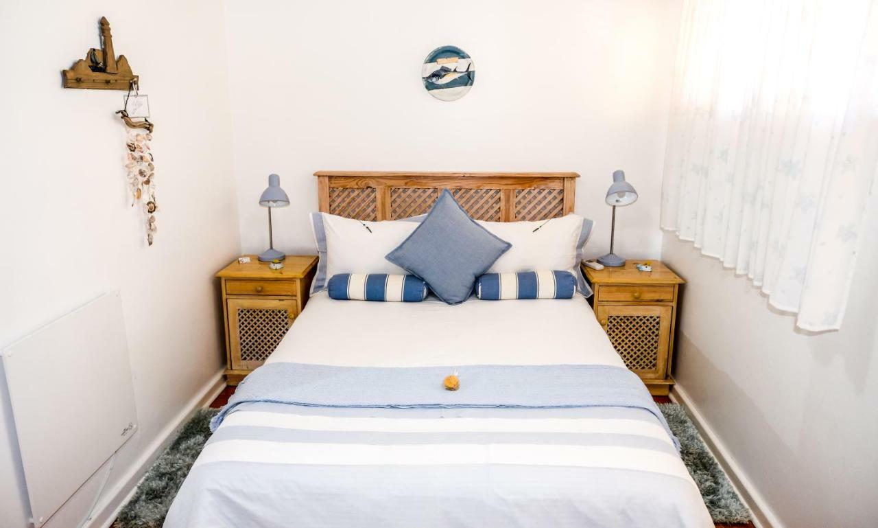 On The Bay Bed & Breakfast Port Elizabeth Exterior photo